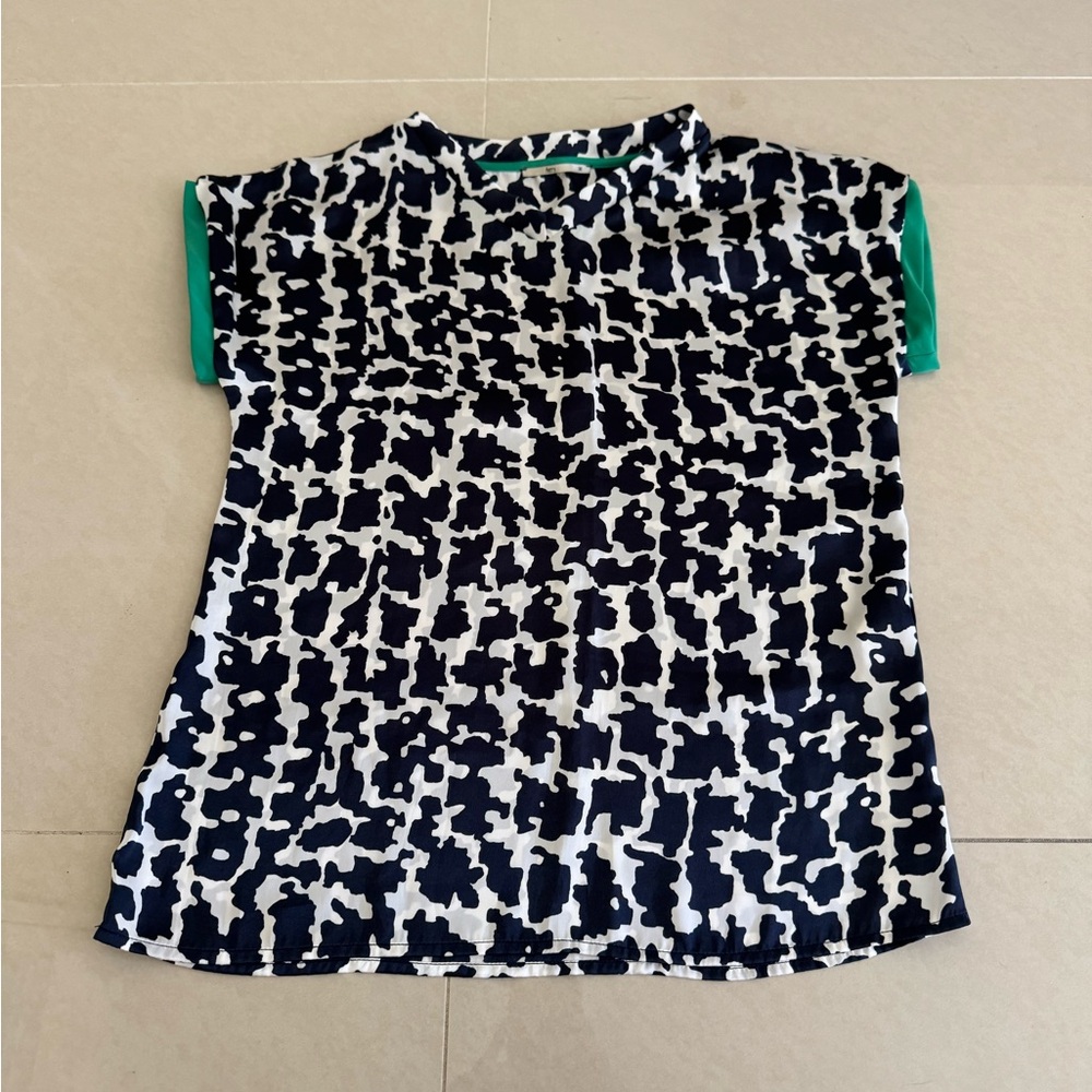 Henry Black and White Patterned Top with Green Accents